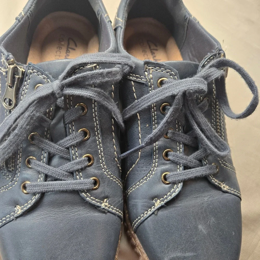 Clarks‎ Collection Navy Blue Leather Side Zip Lace Up Sneakers Womens Size 6 W